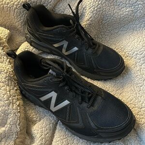 New Balance Black Athletic Shoes